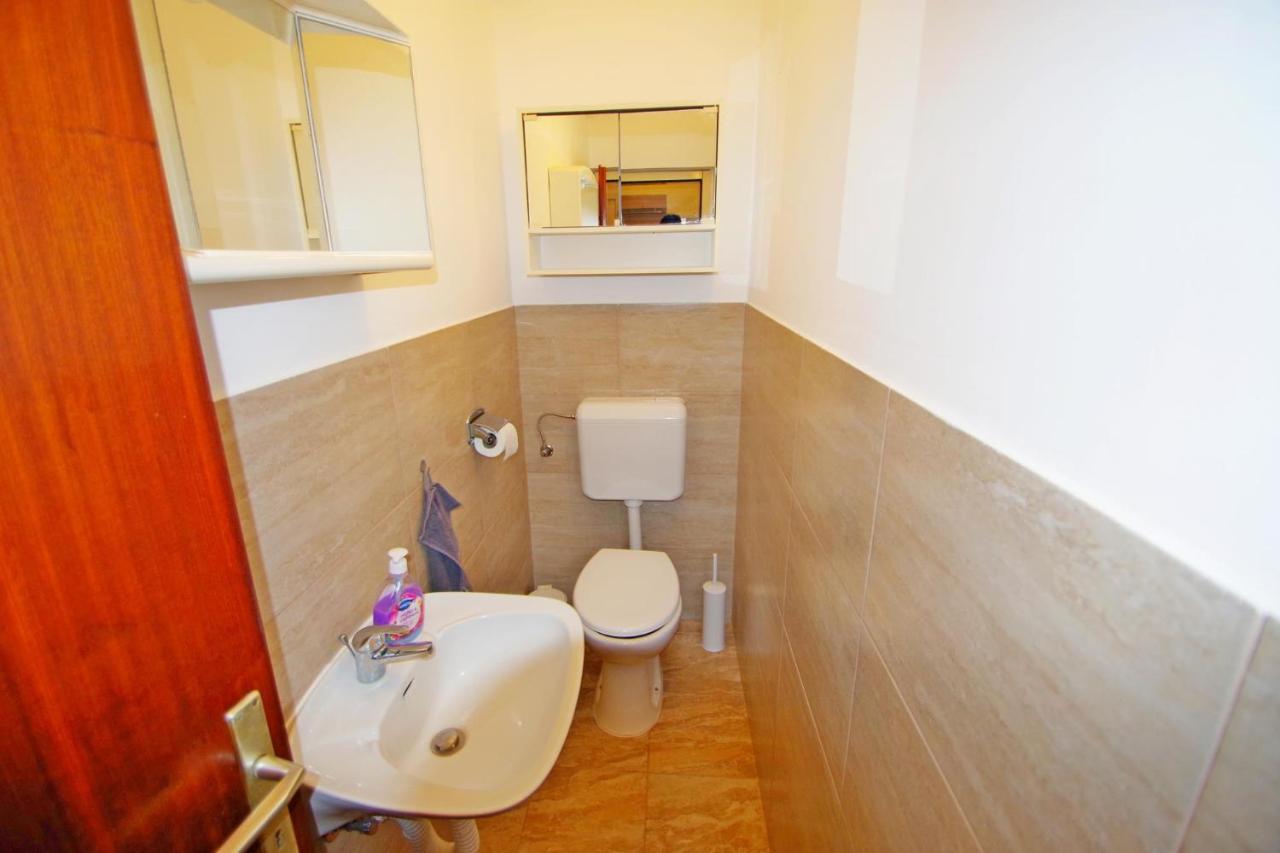Apartment Suzi Valdebek Pola Esterno foto