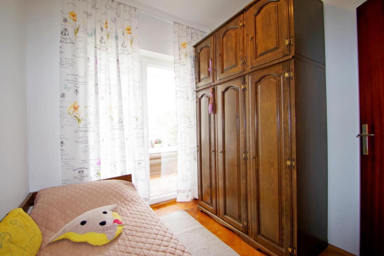 Apartment Suzi Valdebek Pola Esterno foto